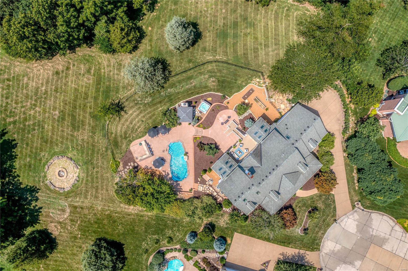 5442 Guinevere Drive