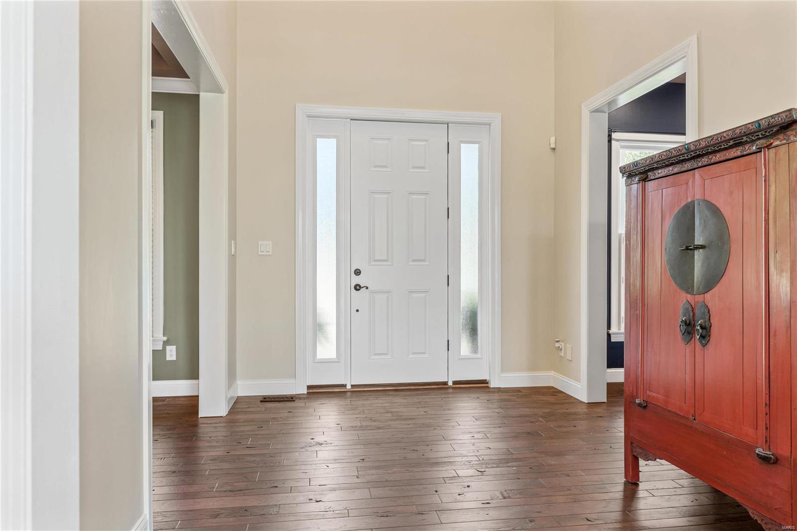 5442 Guinevere Drive