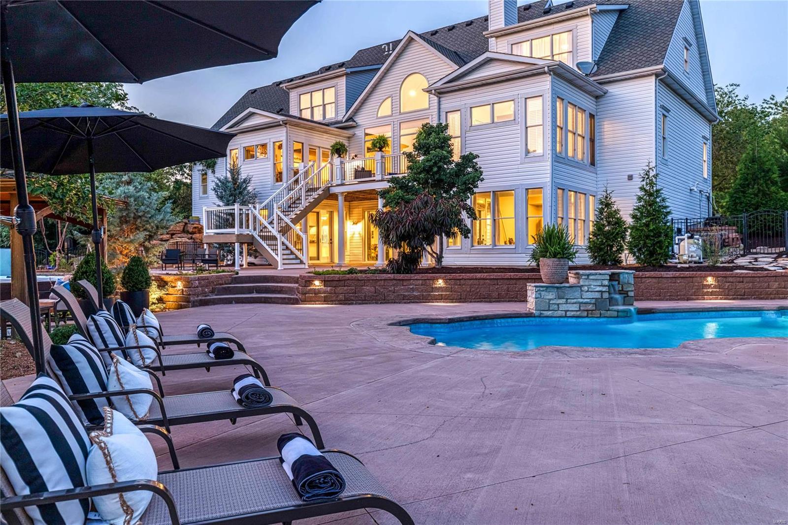 5442 Guinevere Drive