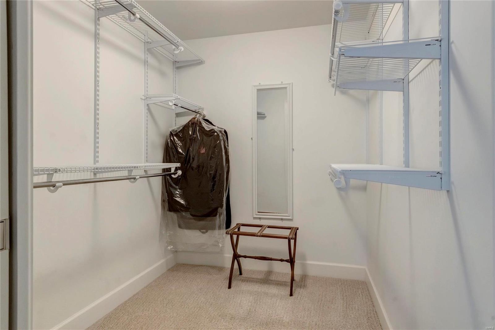 176 Woodland Place Court