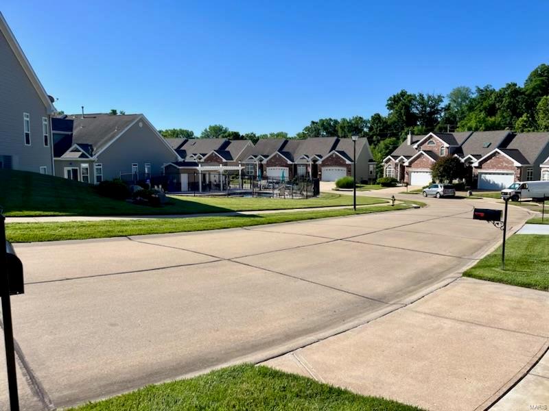 176 Woodland Place Court