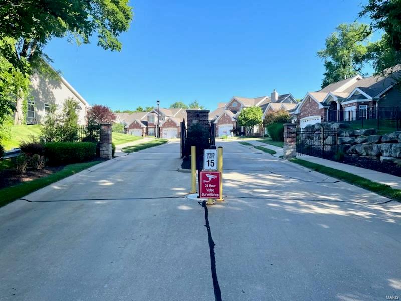 176 Woodland Place Court