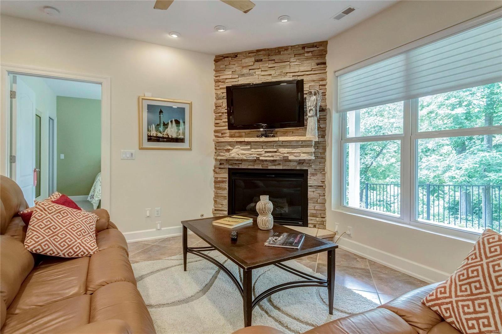 176 Woodland Place Court