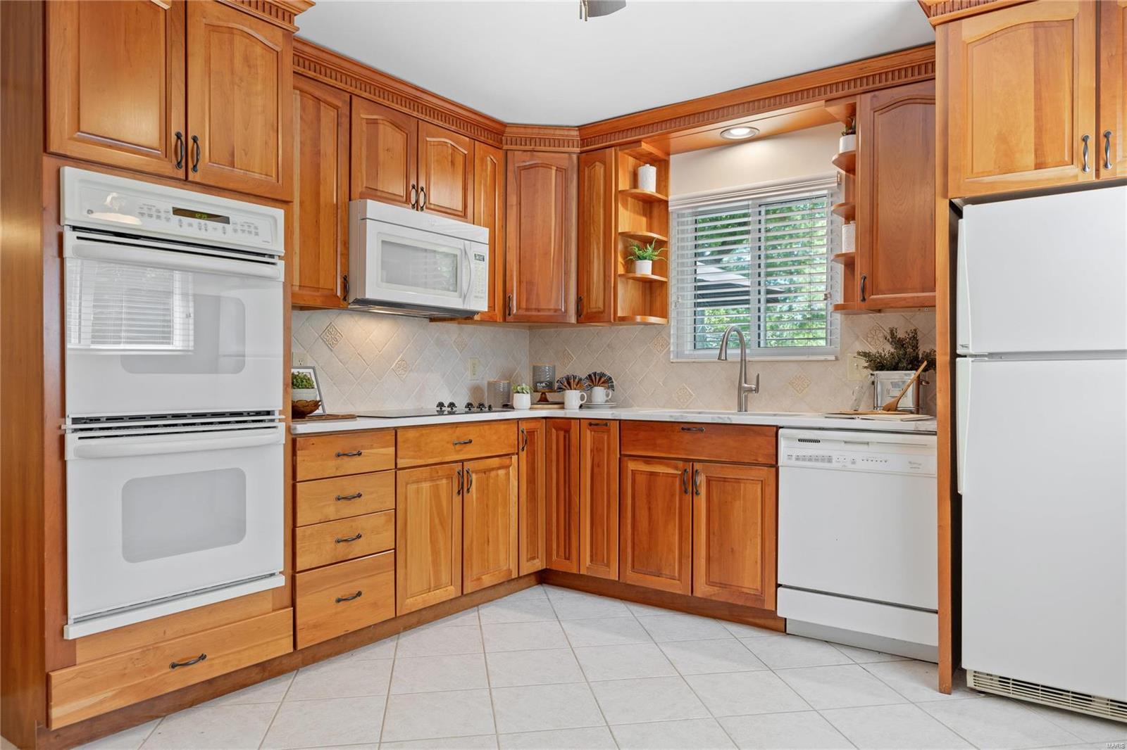 20 White Plains Drive