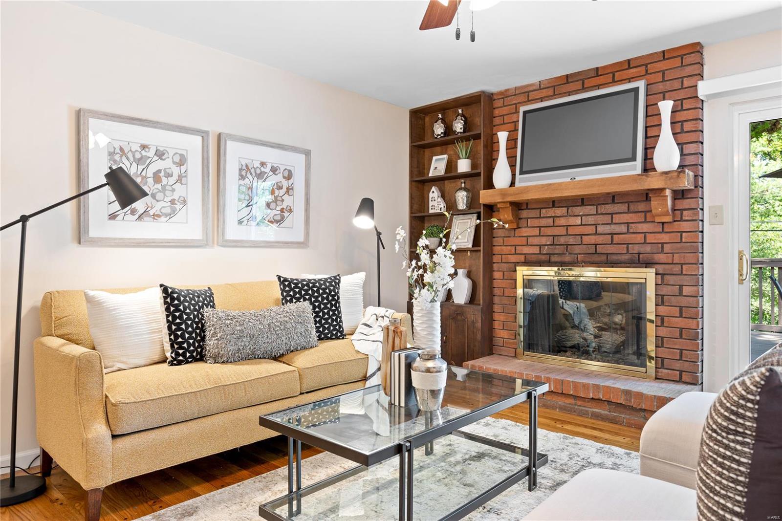 20 White Plains Drive