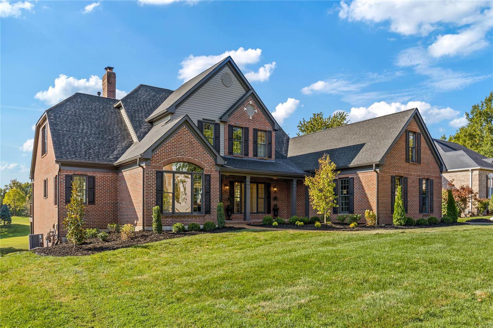 125 Roehampton Lane