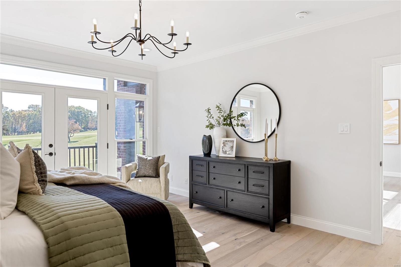 125 Roehampton Lane