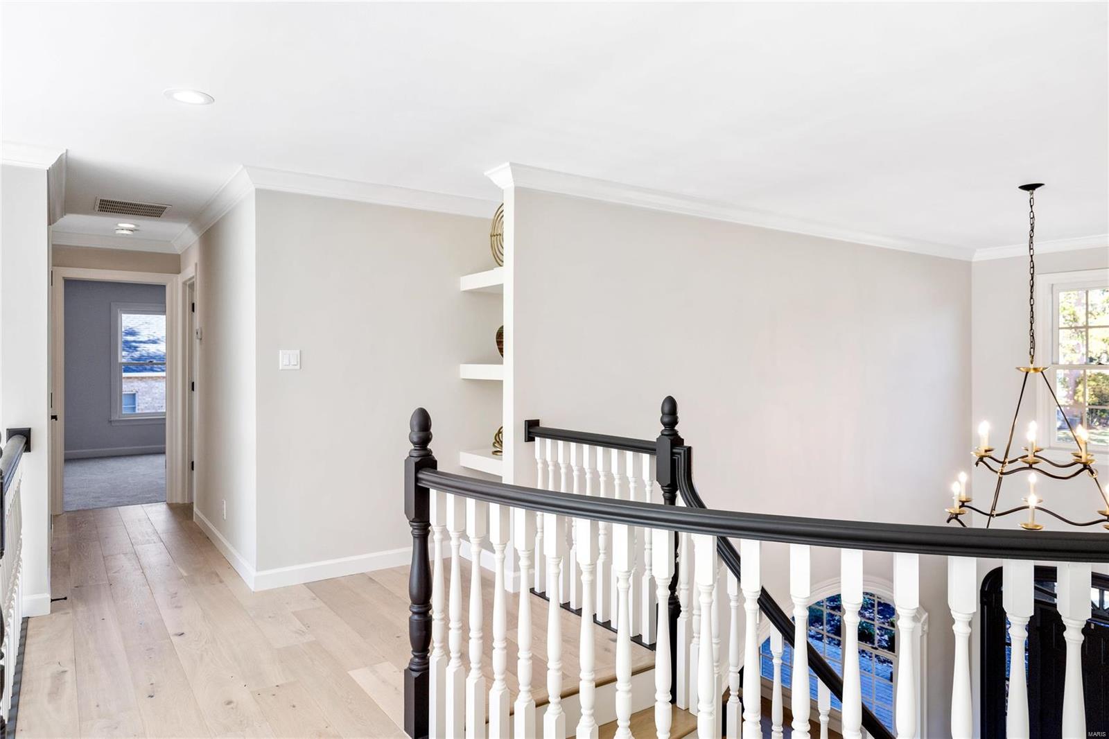 125 Roehampton Lane