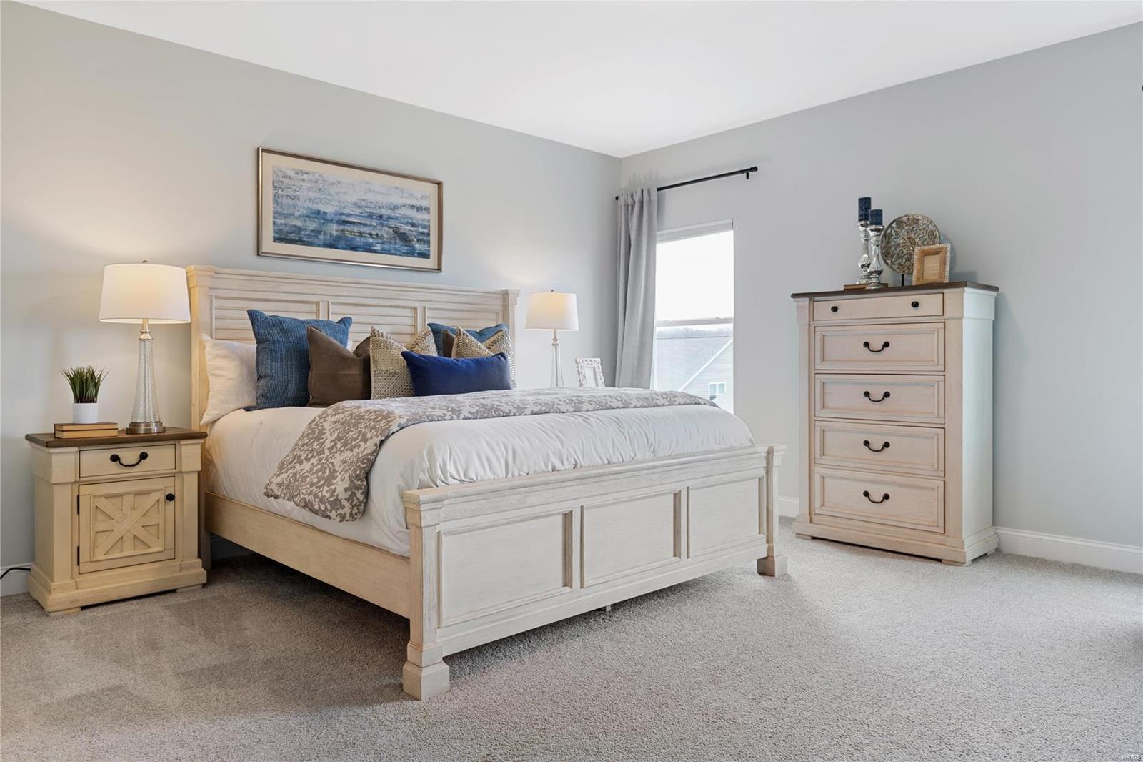 1323 Bloomfield Drive