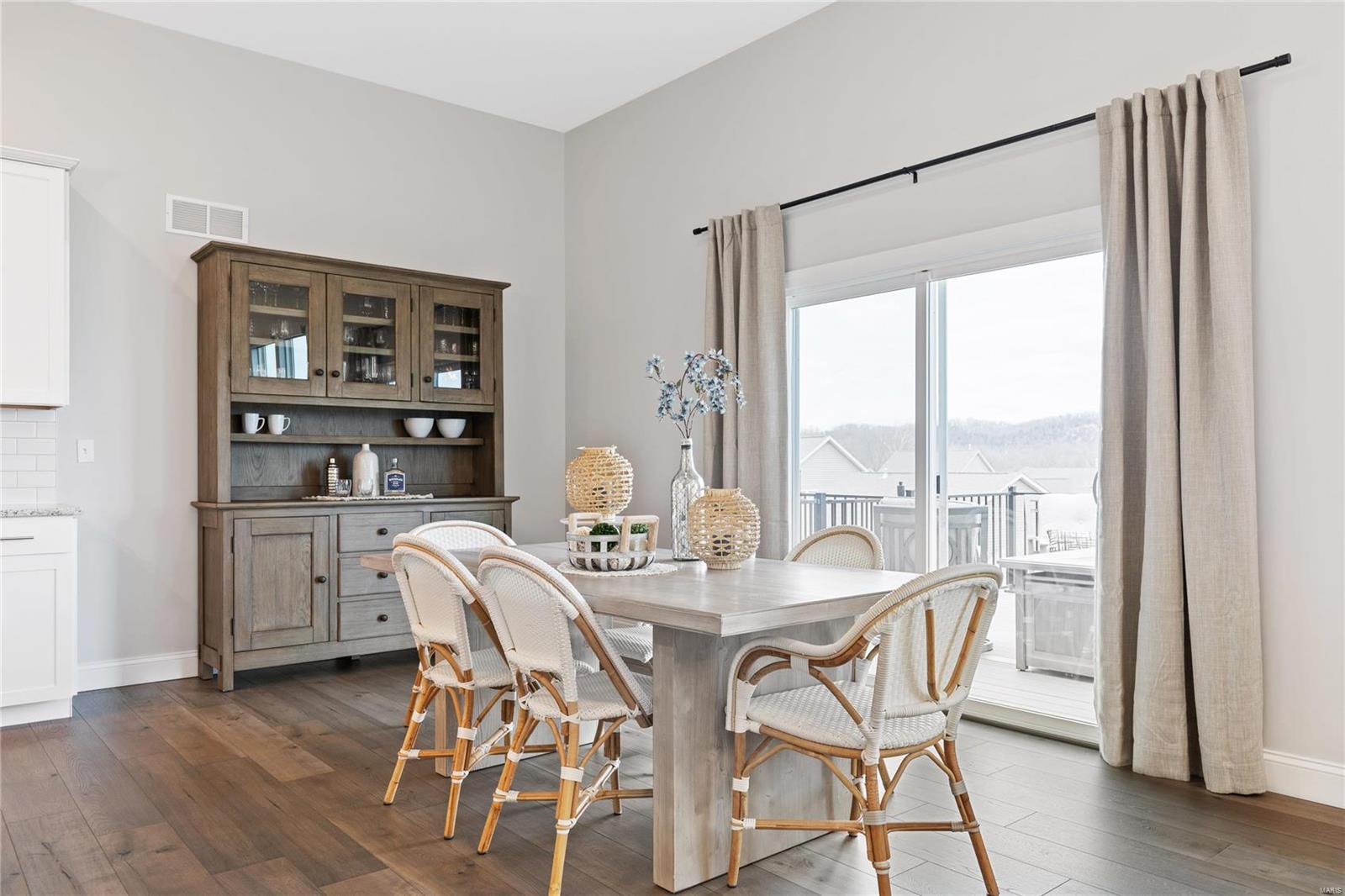 1323 Bloomfield Drive