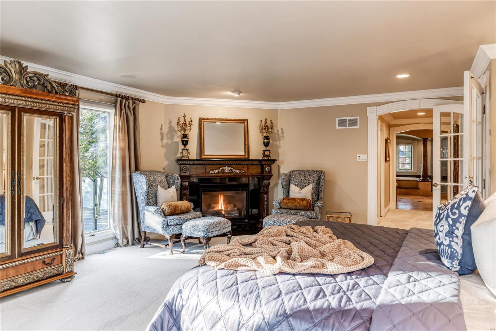13550 Royal Glen Drive
