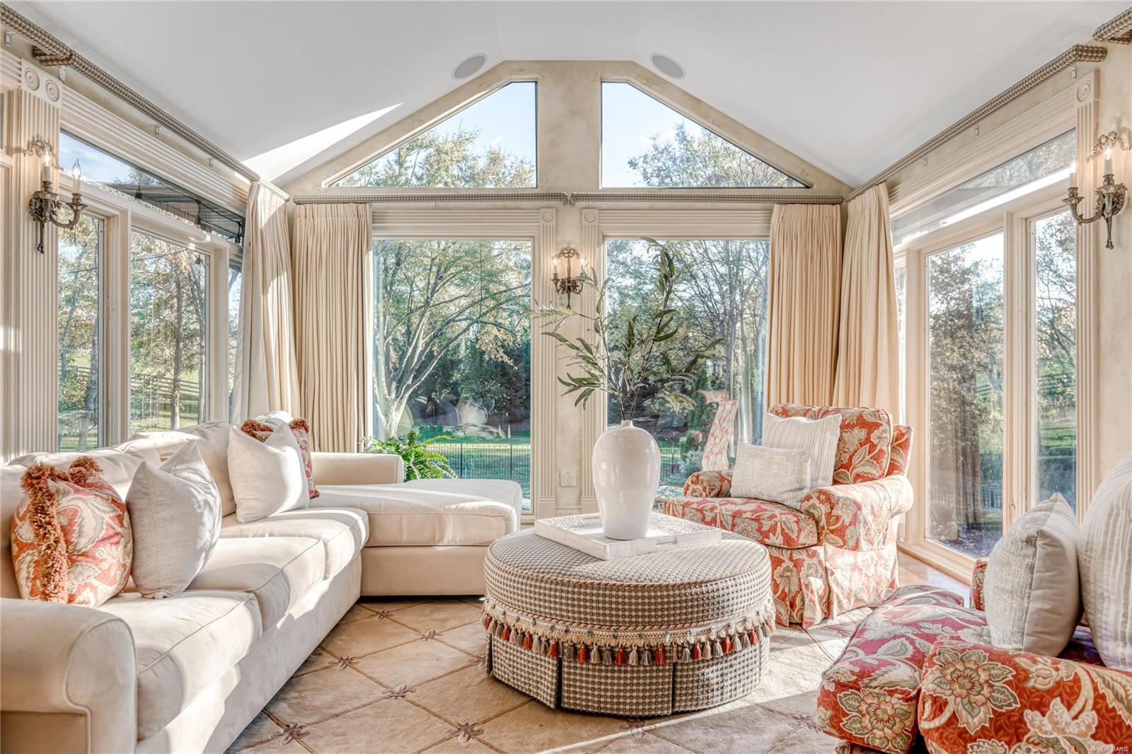 13550 Royal Glen Drive