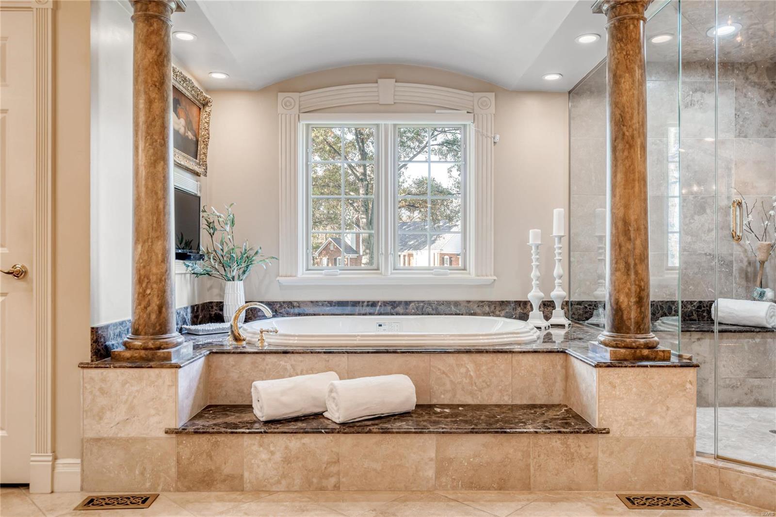 13550 Royal Glen Drive