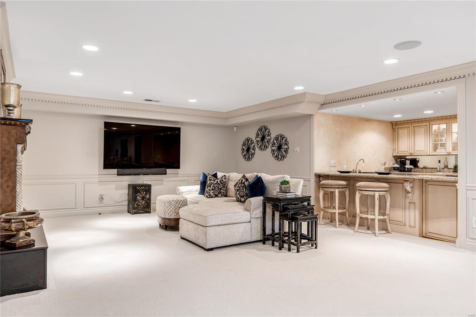 13550 Royal Glen Drive