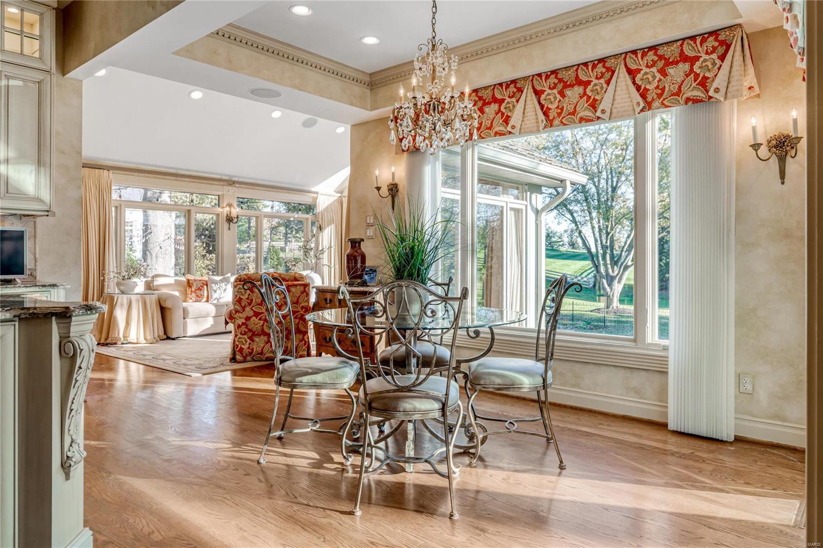 13550 Royal Glen Drive