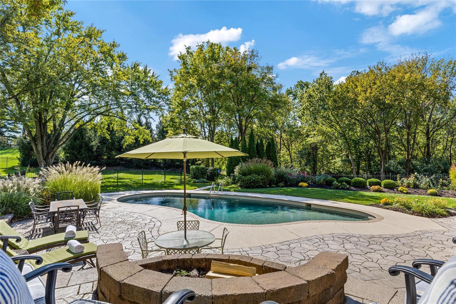 13550 Royal Glen Drive