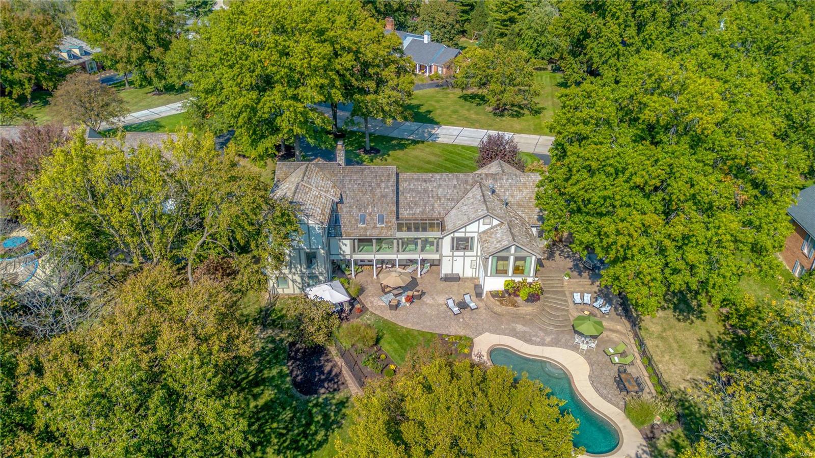 13550 Royal Glen Drive