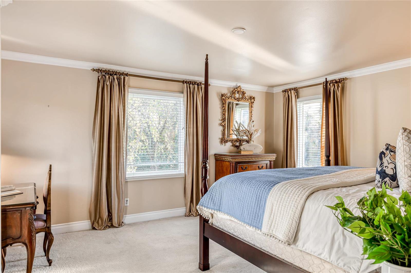 13550 Royal Glen Drive