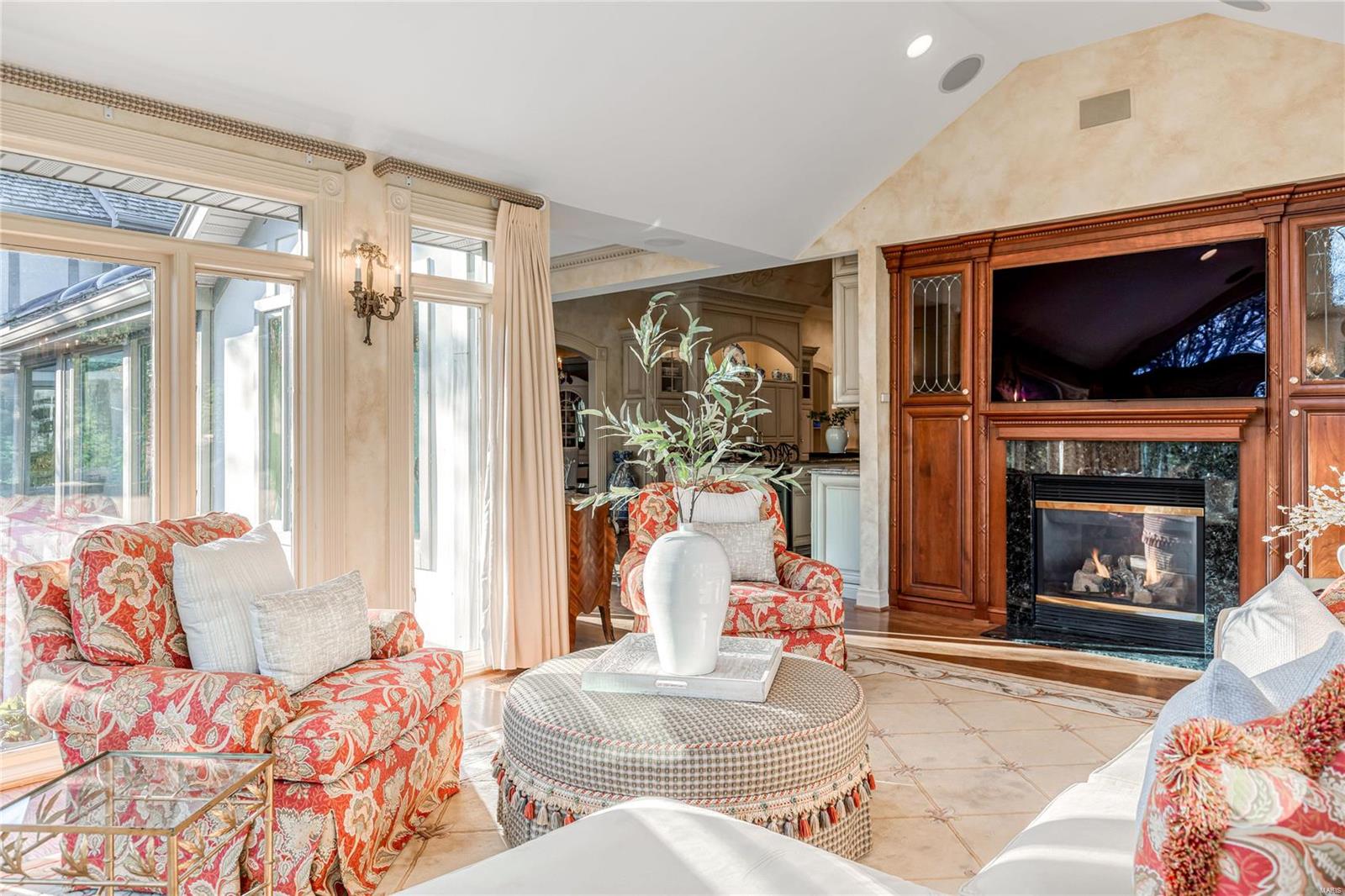 13550 Royal Glen Drive