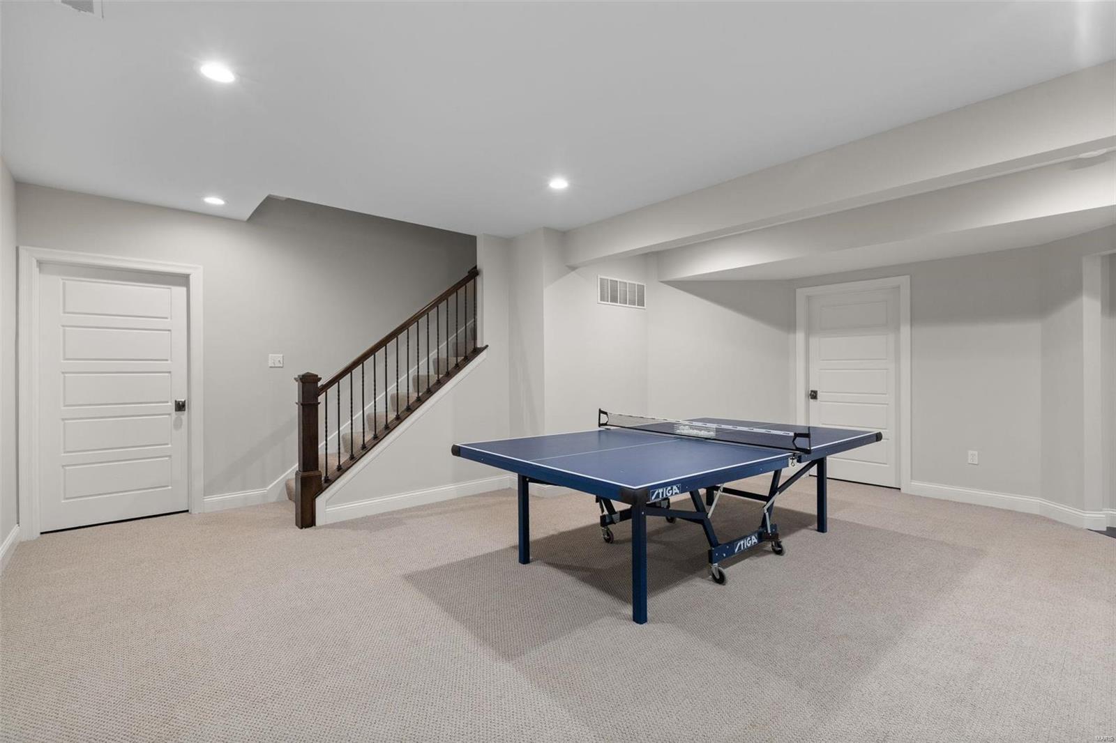 10444 Anzeiger Avenue