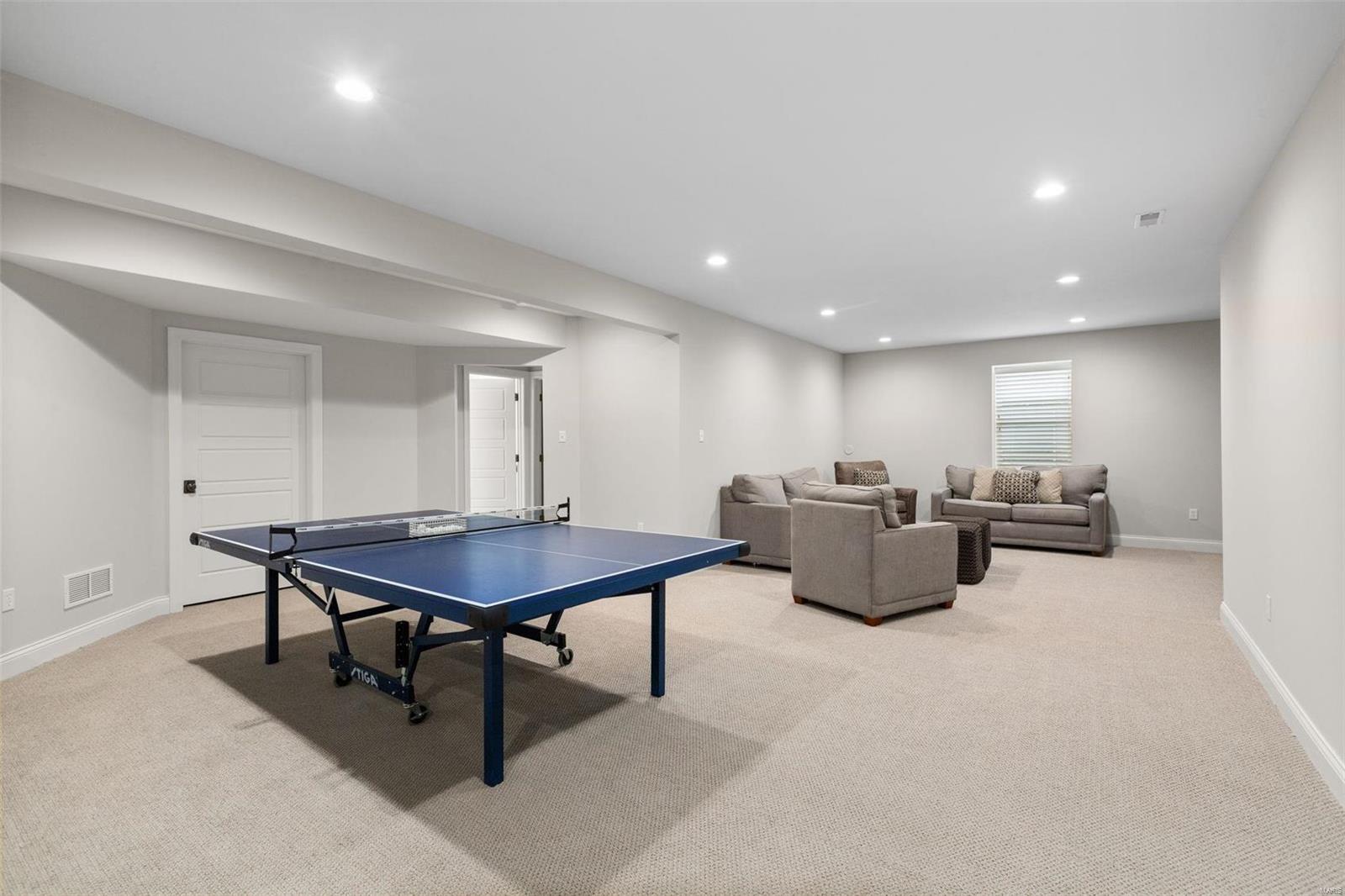 10444 Anzeiger Avenue