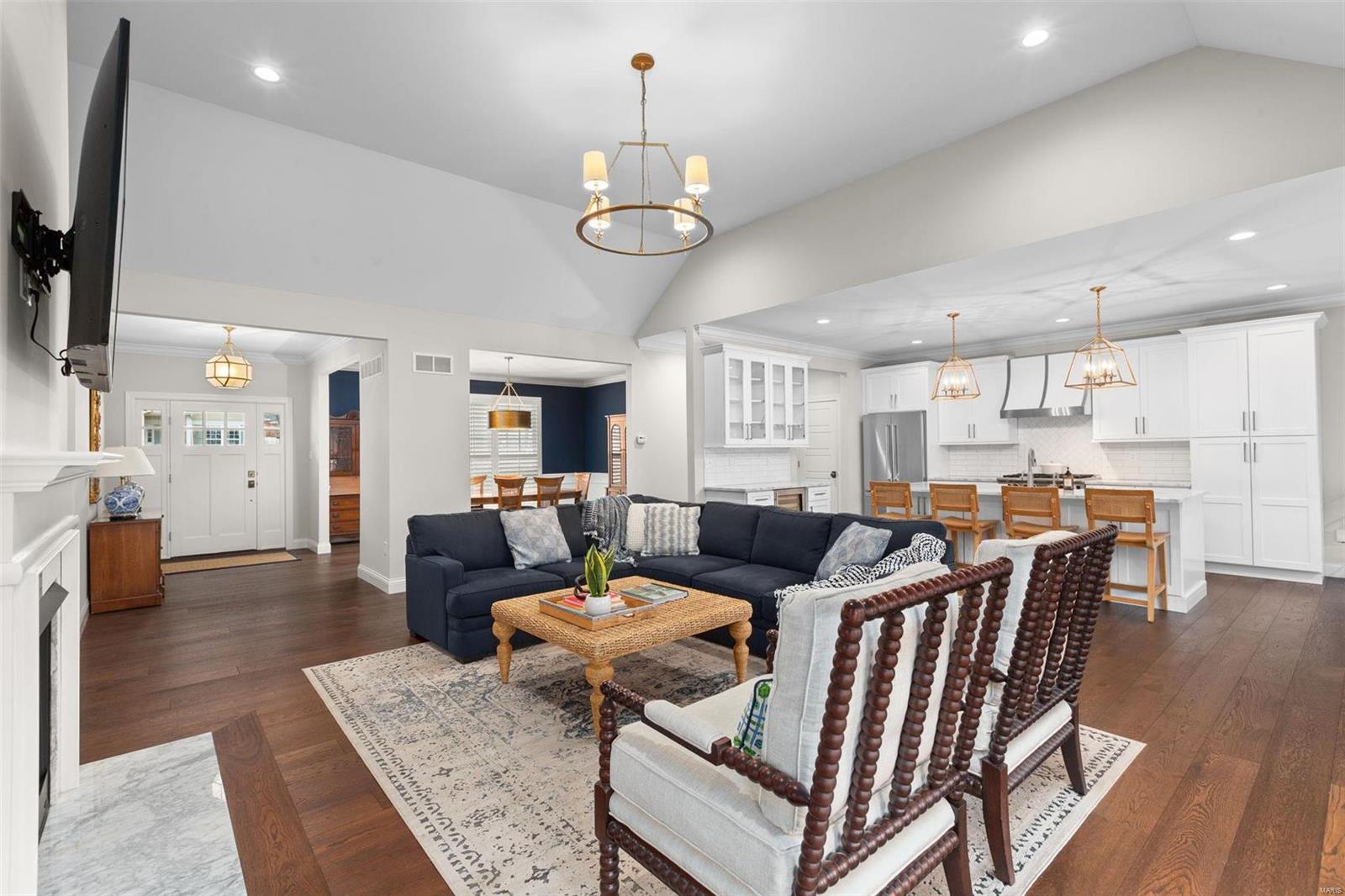 10444 Anzeiger Avenue