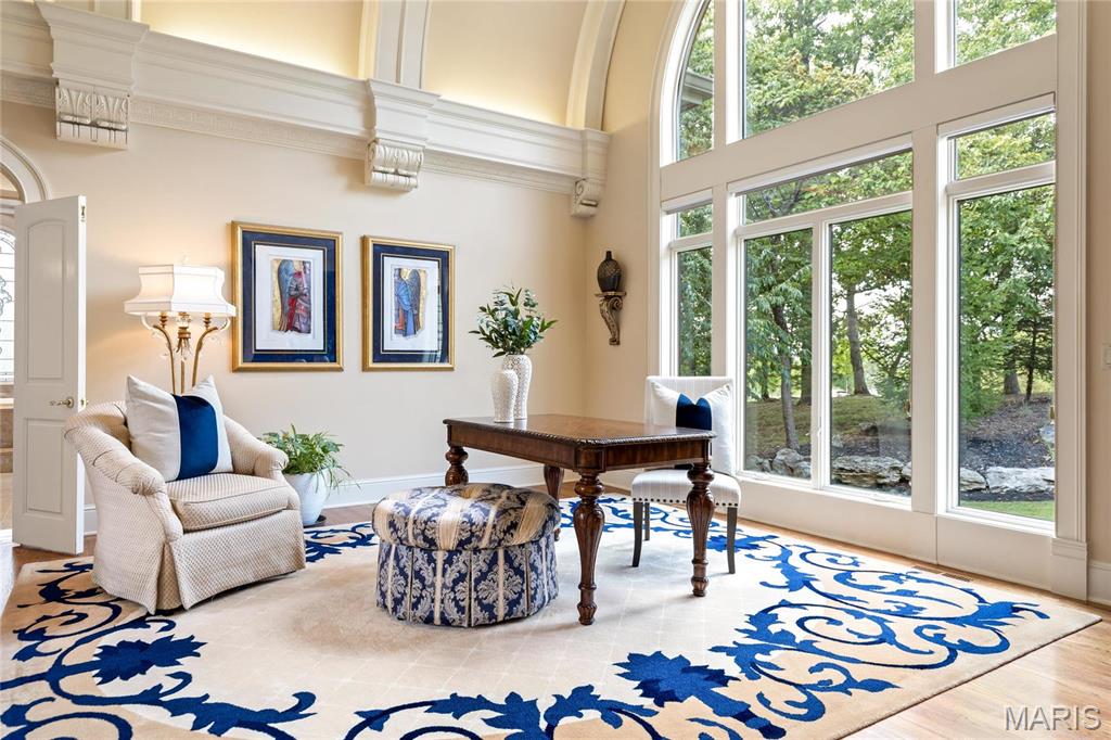 4 Upper Whitmoor Drive