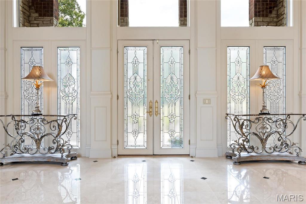 4 Upper Whitmoor Drive