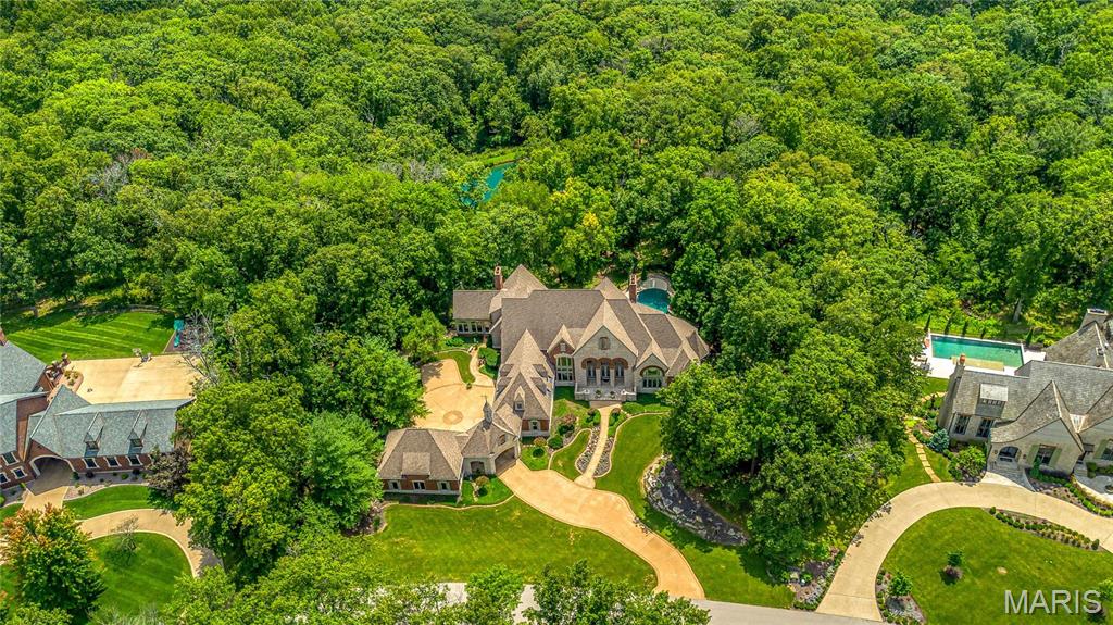 4 Upper Whitmoor Drive