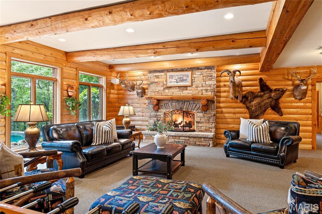 4 Upper Whitmoor Drive