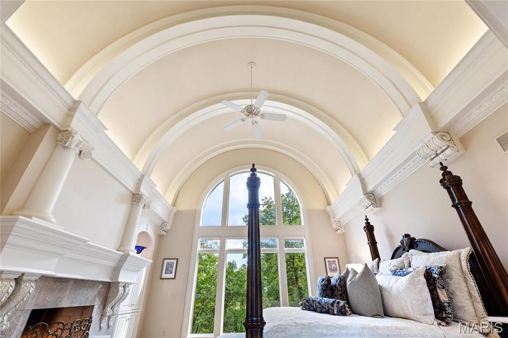 4 Upper Whitmoor Drive