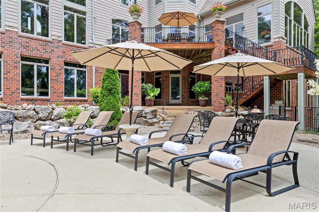 4 Upper Whitmoor Drive