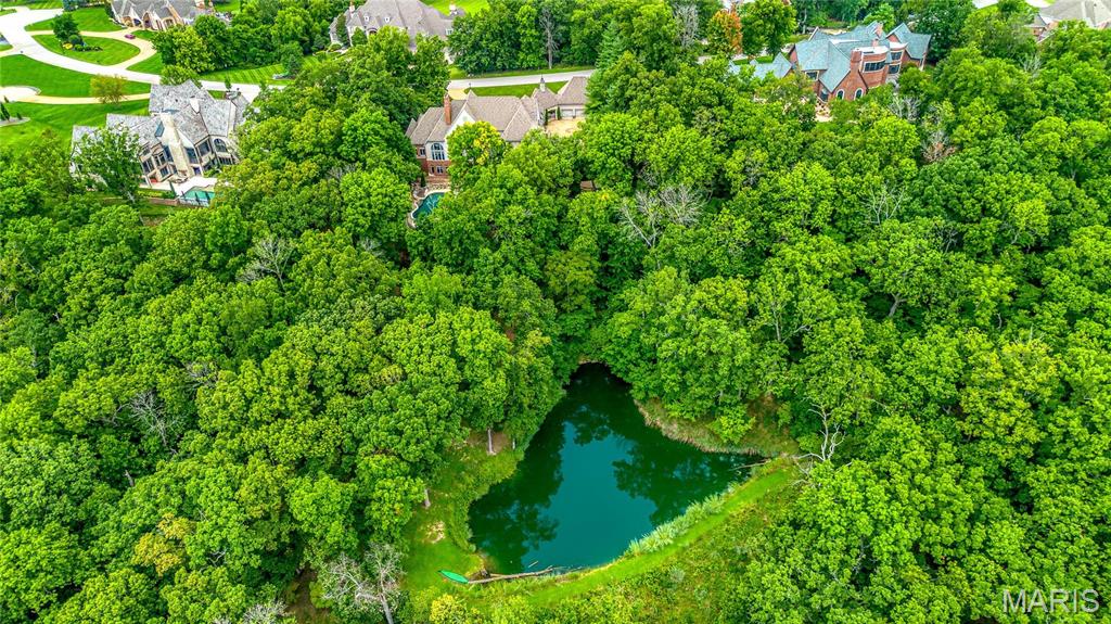 4 Upper Whitmoor Drive