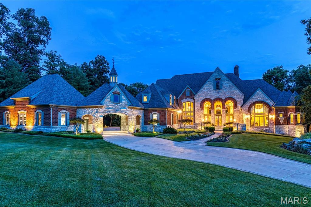 4 Upper Whitmoor Drive