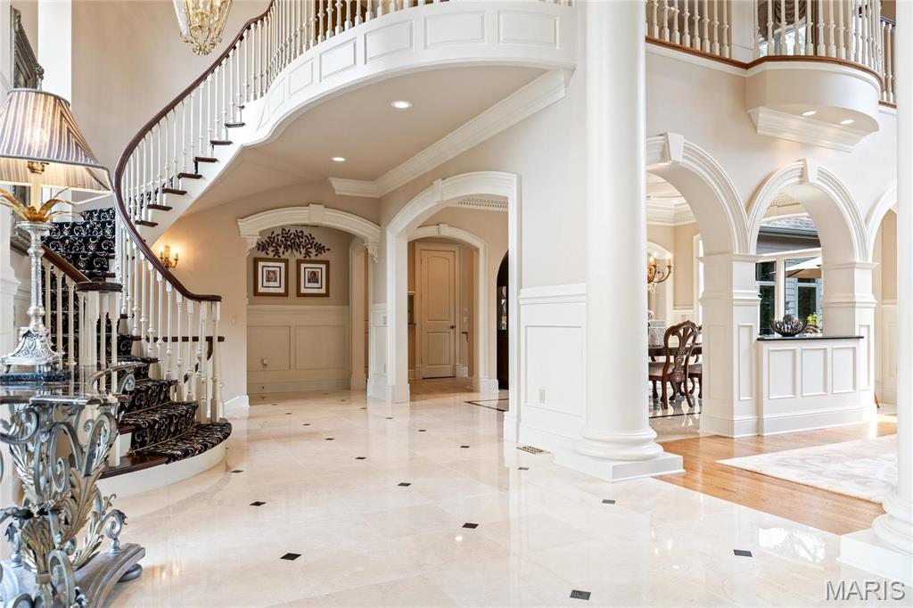 4 Upper Whitmoor Drive