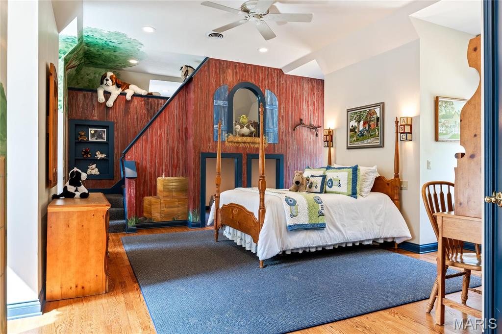 4 Upper Whitmoor Drive