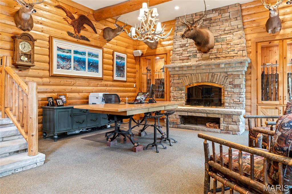 4 Upper Whitmoor Drive