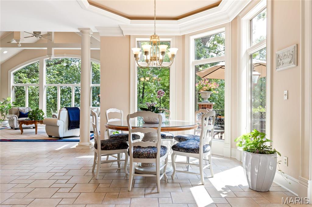 4 Upper Whitmoor Drive