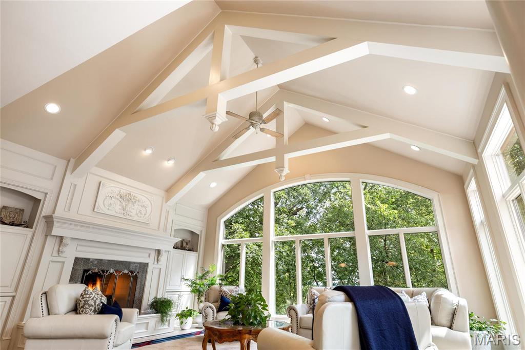 4 Upper Whitmoor Drive