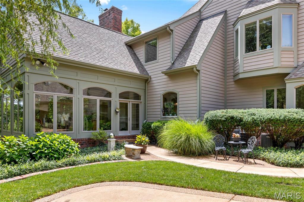 4 Upper Whitmoor Drive