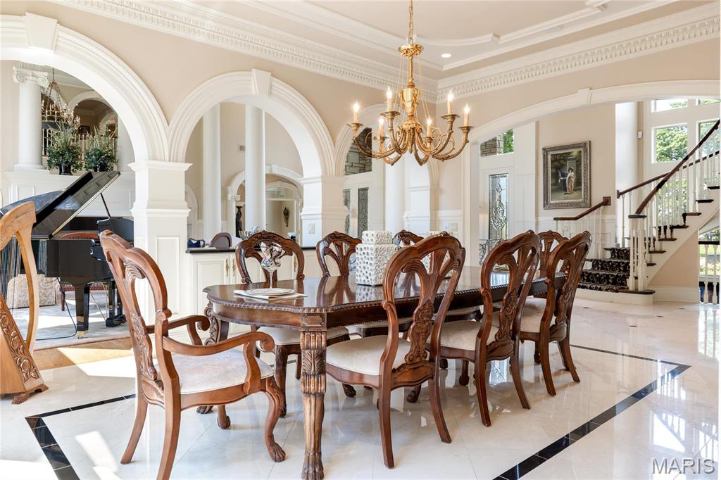 4 Upper Whitmoor Drive