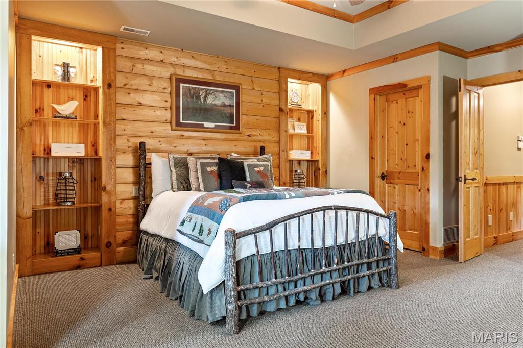 4 Upper Whitmoor Drive