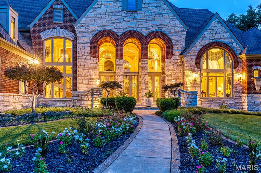 4 Upper Whitmoor Drive