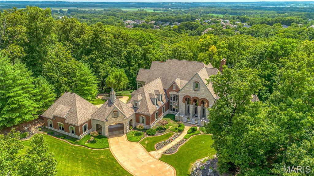 4 Upper Whitmoor Drive