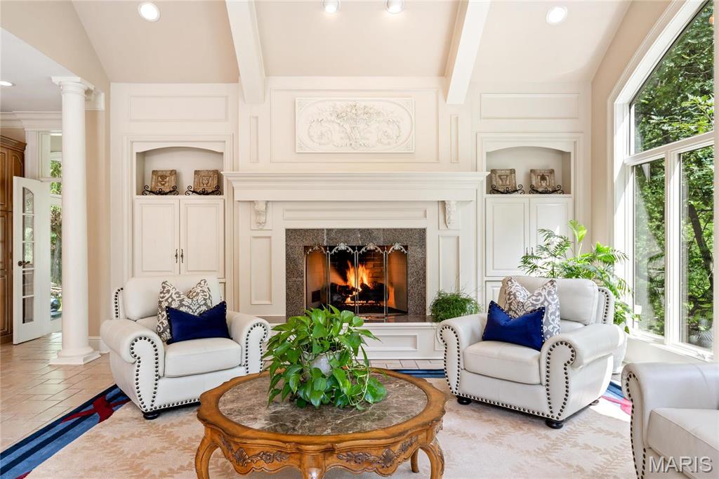 4 Upper Whitmoor Drive