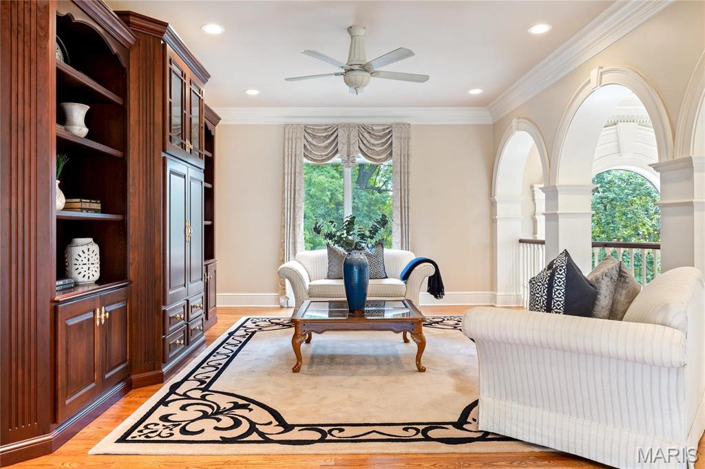 4 Upper Whitmoor Drive