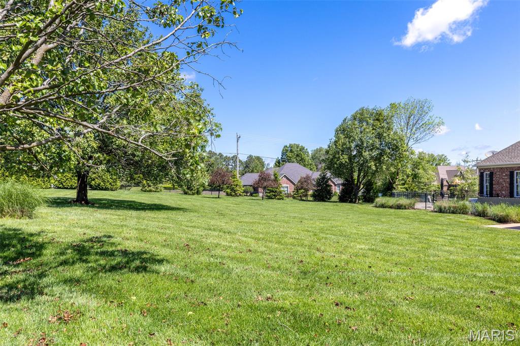 5316 Enchanted Court