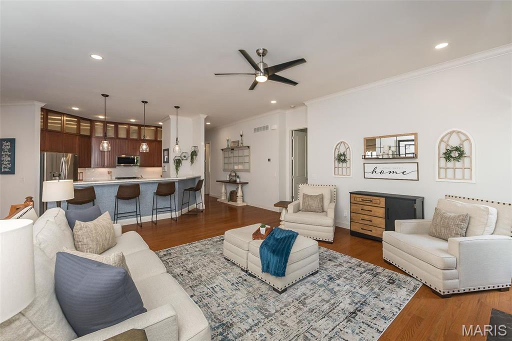 1804 Sterling Oaks Drive