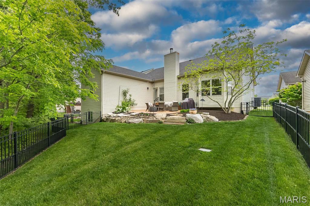 1804 Sterling Oaks Drive