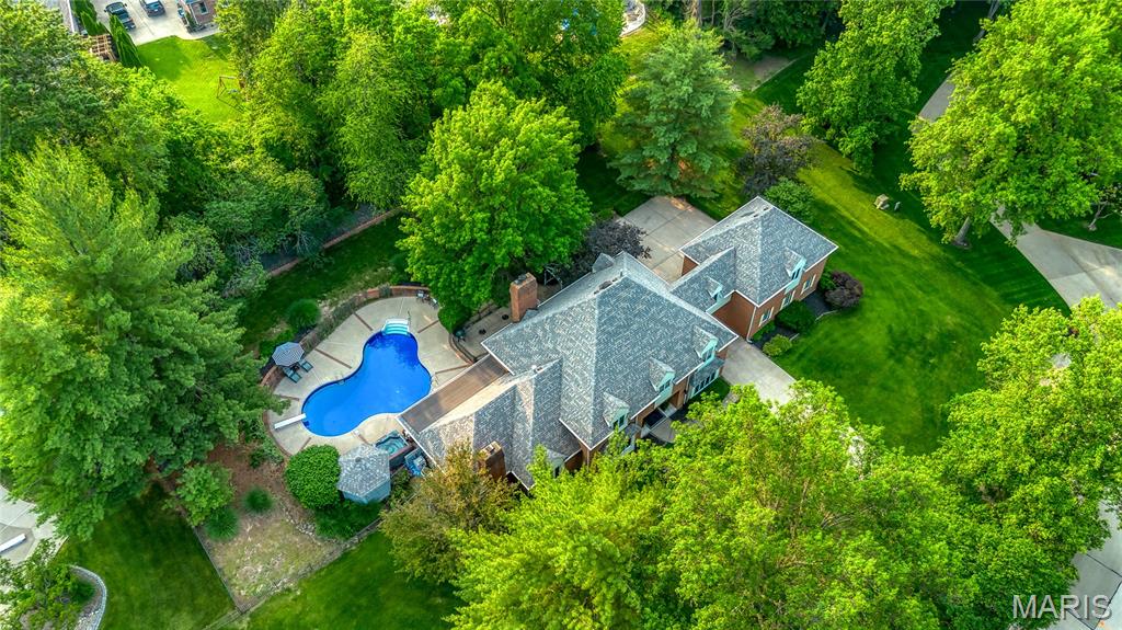 2969 Greenleaf Drive
